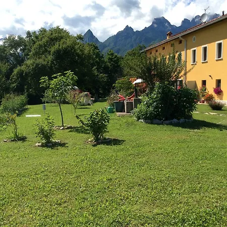 Casa Edith فندق مبيت وإفطار *